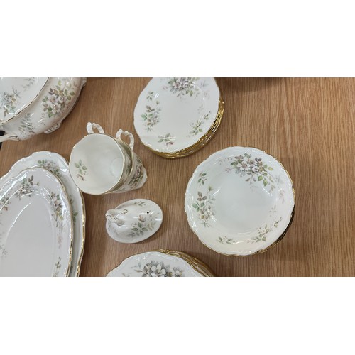 185 - Selection of Royal Albert Haworth pattern part dinner service to include tureens, meat plates, bowls... 