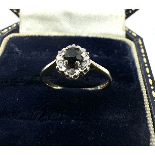 121 - 9ct gold vintage sapphire & diamond ring (1.1g)