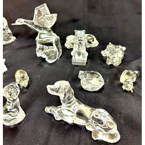 93 - Selection of solid glass animal ornaments to include dogs, squirrel, frog, cow etc