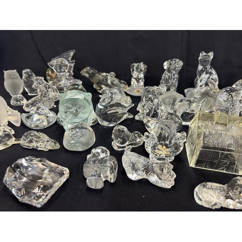 179 - Large selection of small solid glass animals figures / ornaments to include crystal sevres etc