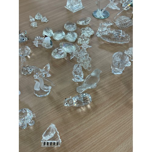 125 - Large selection of assorted miniature glass figures includes Swarovski etc