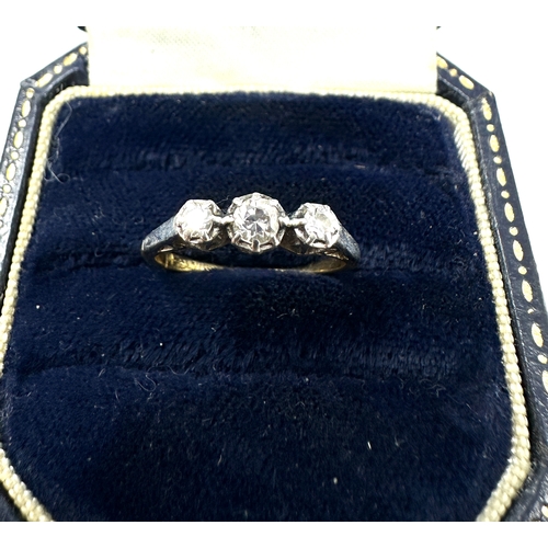 70 - 18ct gold diamond ring weight 2.2g