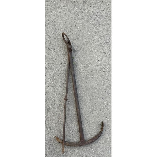 245 - Large boat anchor length 32 inches