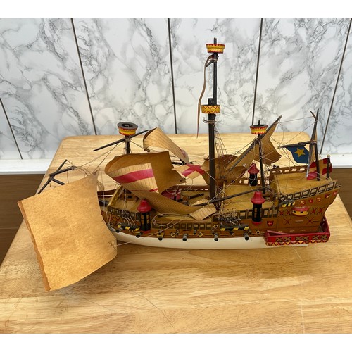 259 - Vintage galleon ship model length 16 inches