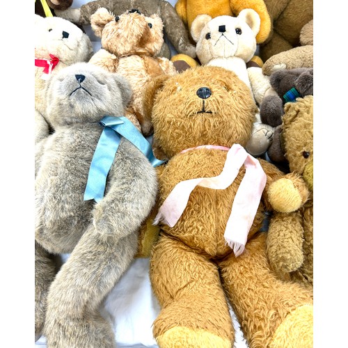 149 - Selection of vintage and later teddies to include Pedigree and Chad Valley