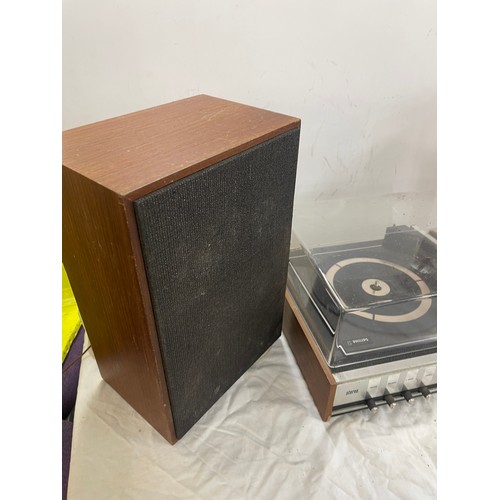 158 - Phillips turn table and a pair of Pinzworks speakers, untested