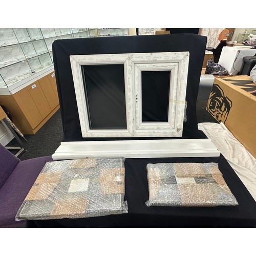 249 - Window frame and glass, never used, 600x800 with handle and key