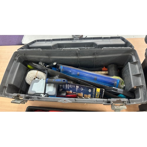 112 - Selection of assorted tools in plastic tool boxes