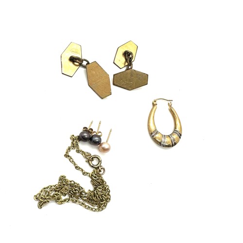 446 - Selection of gold jewellery, total weight 7.9grams