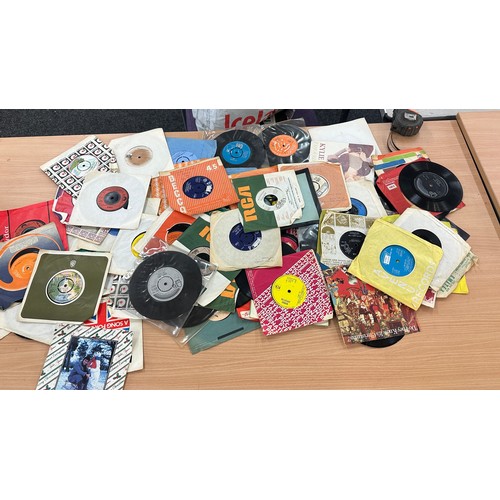 222 - Large selection of 45's to include 60's/70's/80's - Rod Stewart, Kylie Mingoue etc