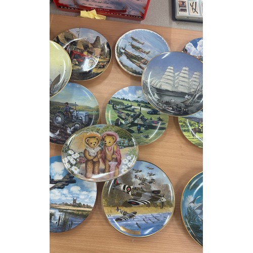 190 - Selection of assorted collectors plates includes planes, ships etc