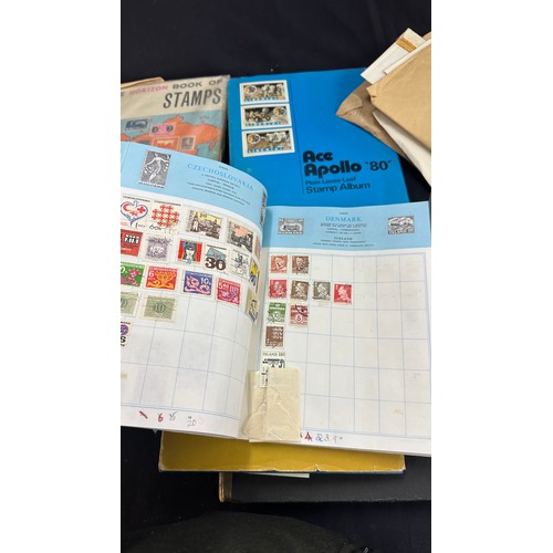 195 - Quantity of vintage and later stamps, some in albums some loose