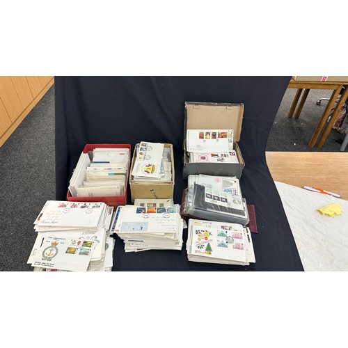 204 - Large quantity of first day covers