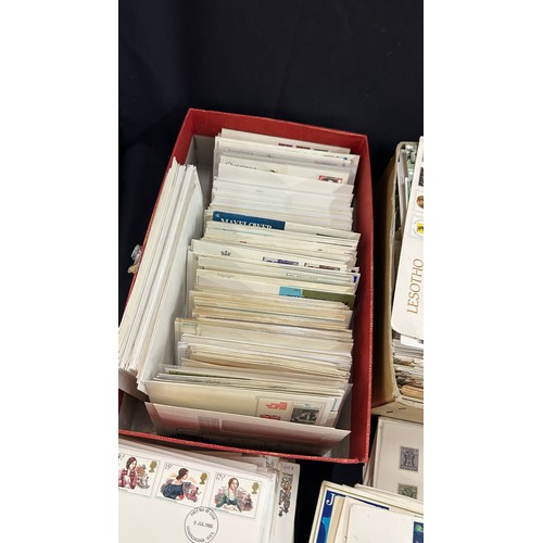 204 - Large quantity of first day covers