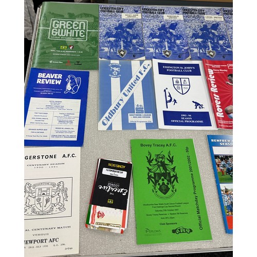 202 - Large selection of vintage and later programmes