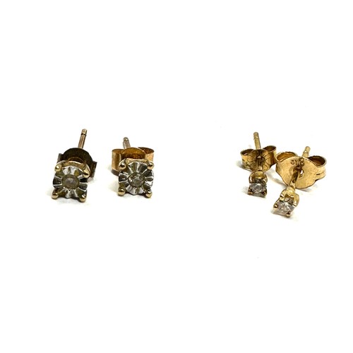 103 - 2x 9ct gold diamond stud earrings (0.8g)