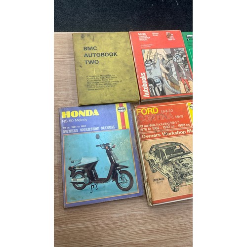 234 - Selection of vintage car manuals to include Haynes, Hillman singer etc