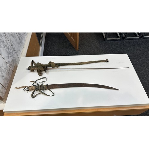 510 - Selection of vintage and later swords, daggers etc