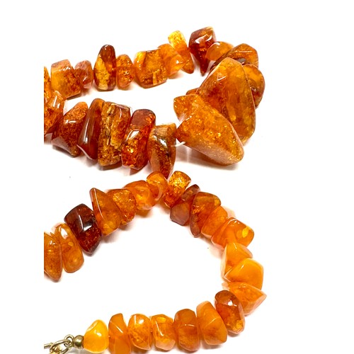 135 - 8ct gold clasp baltic amber necklace (0.8g)