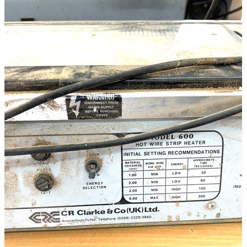 338 - CR Clark and Co model 600 heater wire bender, Aqua flame model 800, both in working order