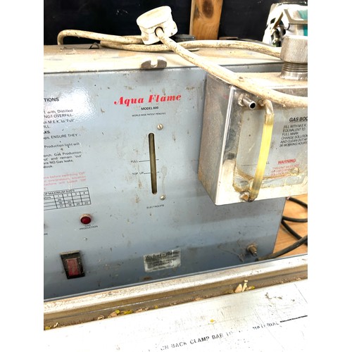 338 - CR Clark and Co model 600 heater wire bender, Aqua flame model 800, both in working order