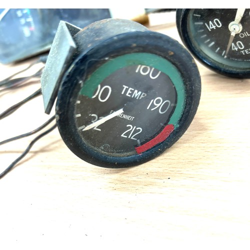 87 - Vintage aircraft gauges