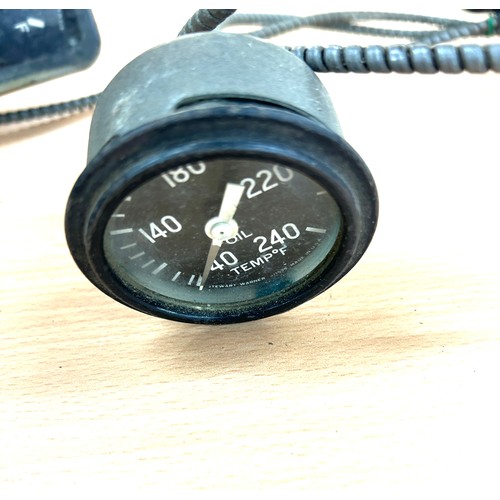 87 - Vintage aircraft gauges