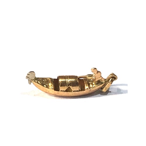 470 - 9ct gold italian gondola charm weight 1.6g