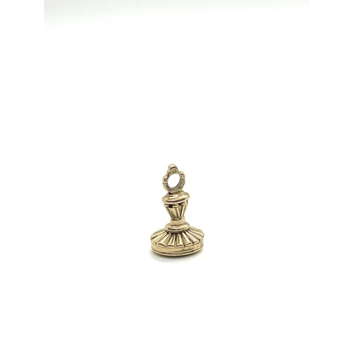 502 - 9ct gold fob pendant, approximate overall weight 5.8g