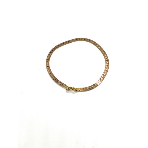 500 - 9ct gold ladies bracelet, length 18cm, total weight 4.2g