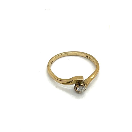 497 - Ladies 9ct gold diamond ring, ring size J, overall weight 1.3g