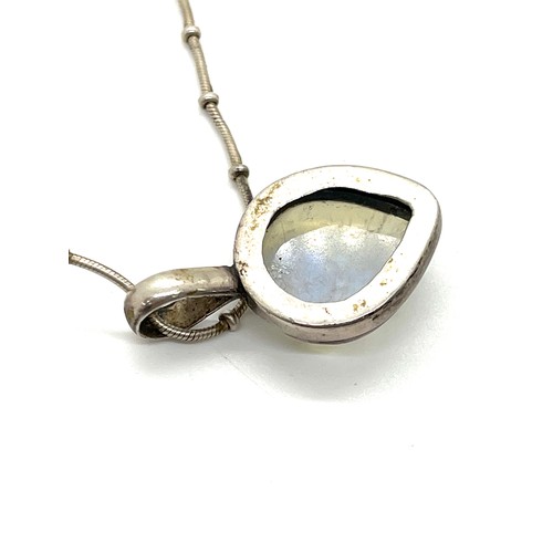 483 - Ladies vintage moonstone silver pendant and necklace