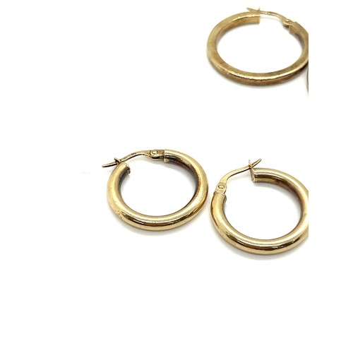 486 - 2 pairs of ladies 9ct gold hoop earrings, total overall weight 3.2g