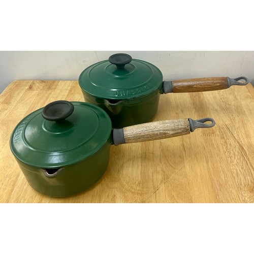 261 - 2 Vintage Invicta Chasseur green cast iron saucepan with lid 16 and 18cm, Made In France