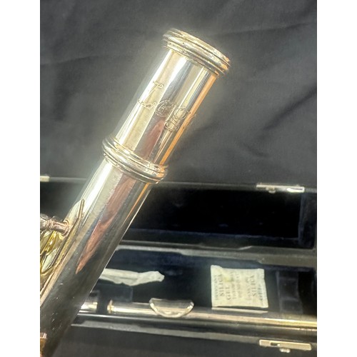 55 - Vintage cased flute, legato