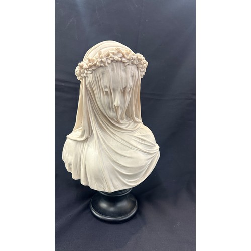 70 - Giannelli Mary bust figure on onyx stand, 9 inches tall