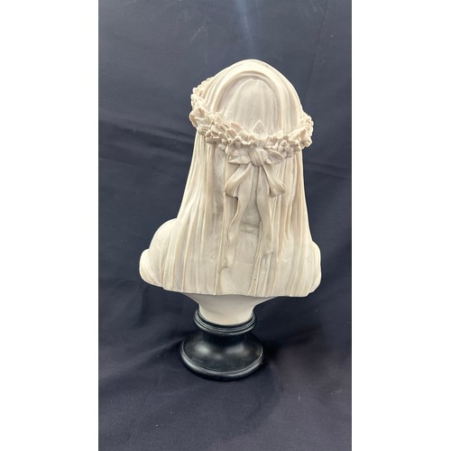 70 - Giannelli Mary bust figure on onyx stand, 9 inches tall