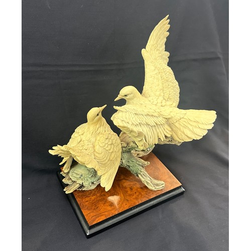 255 - Regency Dove ornament in original box 15 inches tall 10 inches wide 7 inches depth