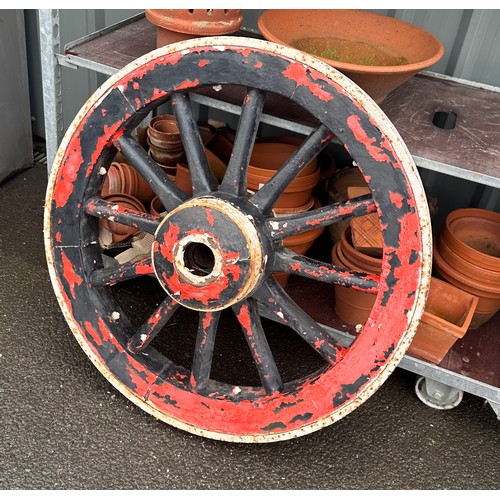 100M - Vintage heavy wooden carriage wheel, approximate diameter: 38 inches