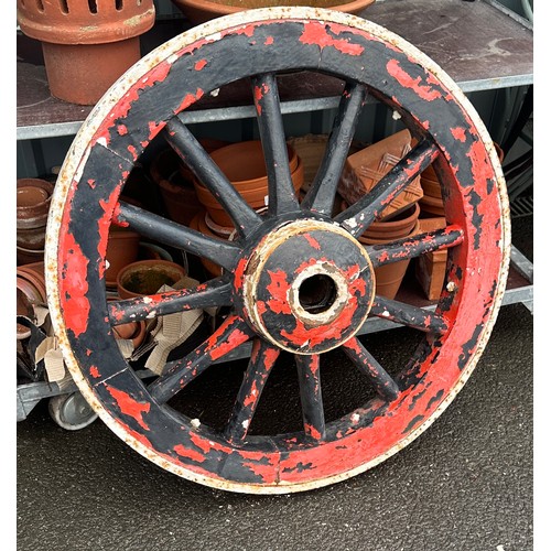 100M - Vintage heavy wooden carriage wheel, approximate diameter: 38 inches