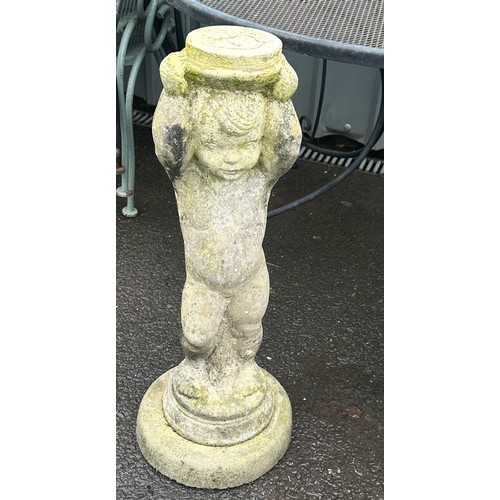 100N - 2 garden statues, boy/girl