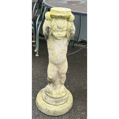 100N - 2 garden statues, boy/girl