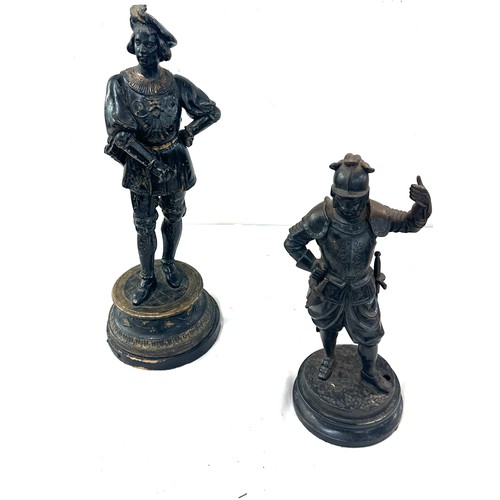 61 - 2 heavy statues, depicting a knight and Robin hood, tallest measures approximately: 16 inches