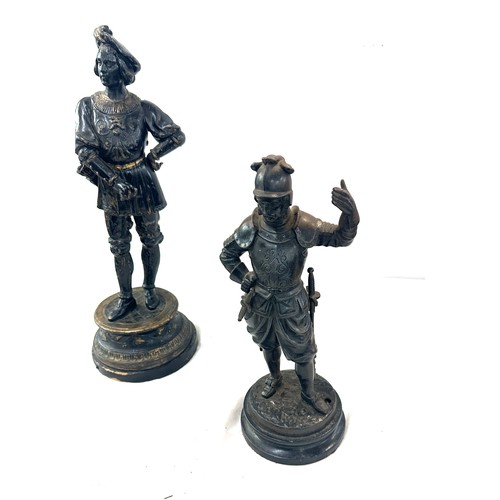 61 - 2 heavy statues, depicting a knight and Robin hood, tallest measures approximately: 16 inches