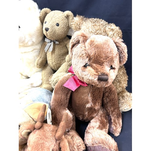 141 - Selection of vintage bears includes Fraser etc