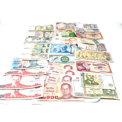 416 - selection of 30 vintage world banknotes