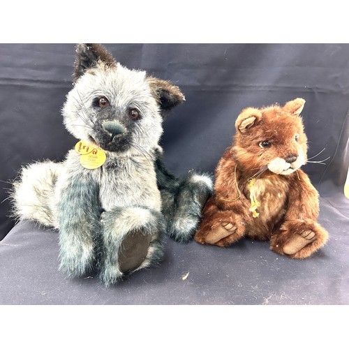 214 - 2 Charlie bears includes Squirrel and Franklin cb124984