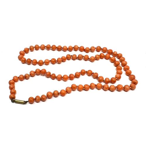 81 - antique coral bead necklace measures approx 52cm long approx 6mm dia weight 21g