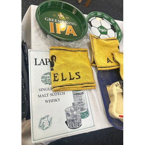 183 - Selection of pub advertising pieces to include trays, beer pump, towels etc