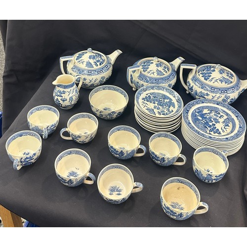 229 - Selection of blue and white Willow Wedgwood pottery to include teapots, cups, bowls, plates, makers ... 